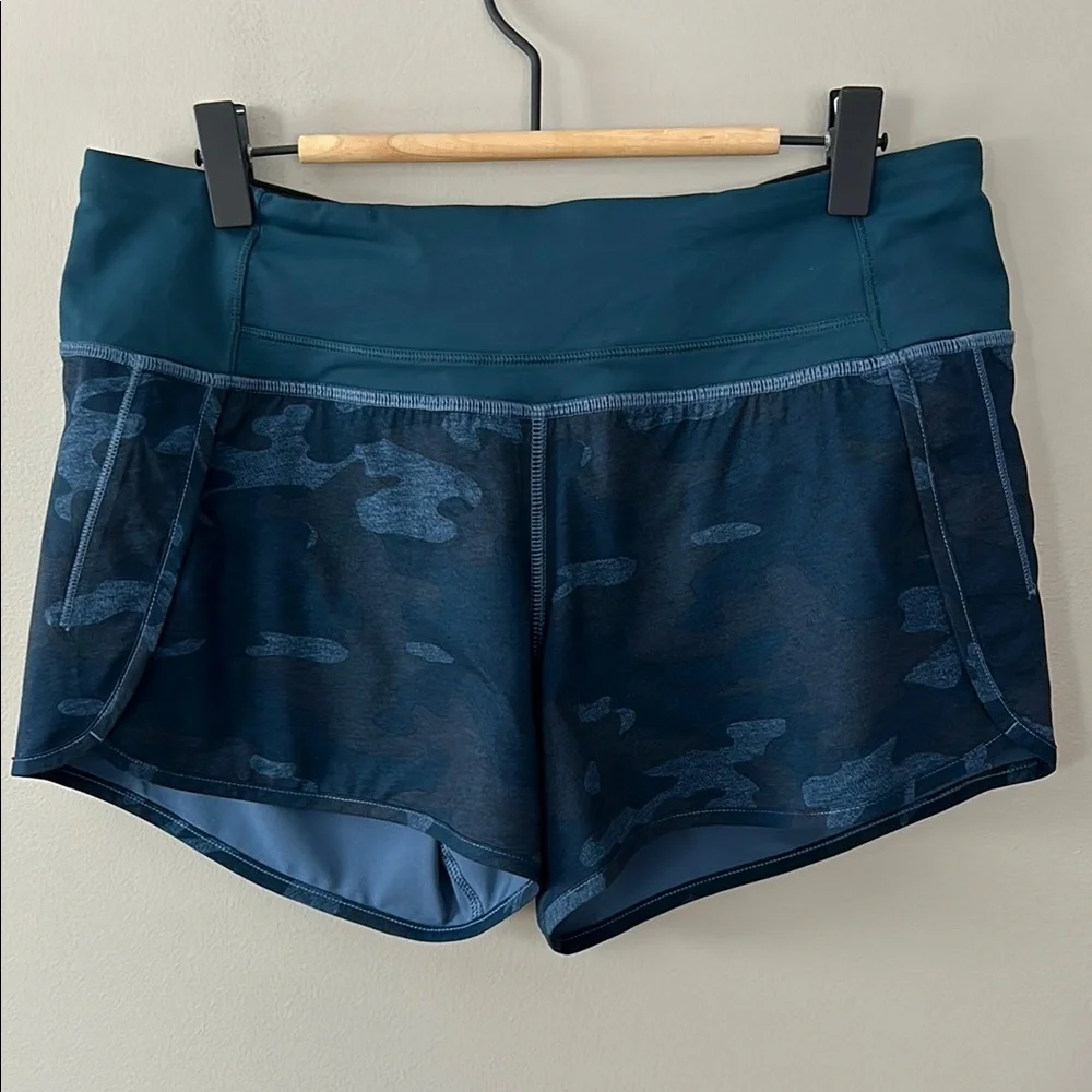 Lululemon Run Times Short Sz 6‎ Heathered Texture Lotus Camo Oil Slick 4”